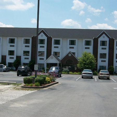Quality Inn & Suites Prestonsburg Next To Mountain Arts Center Buitenkant foto