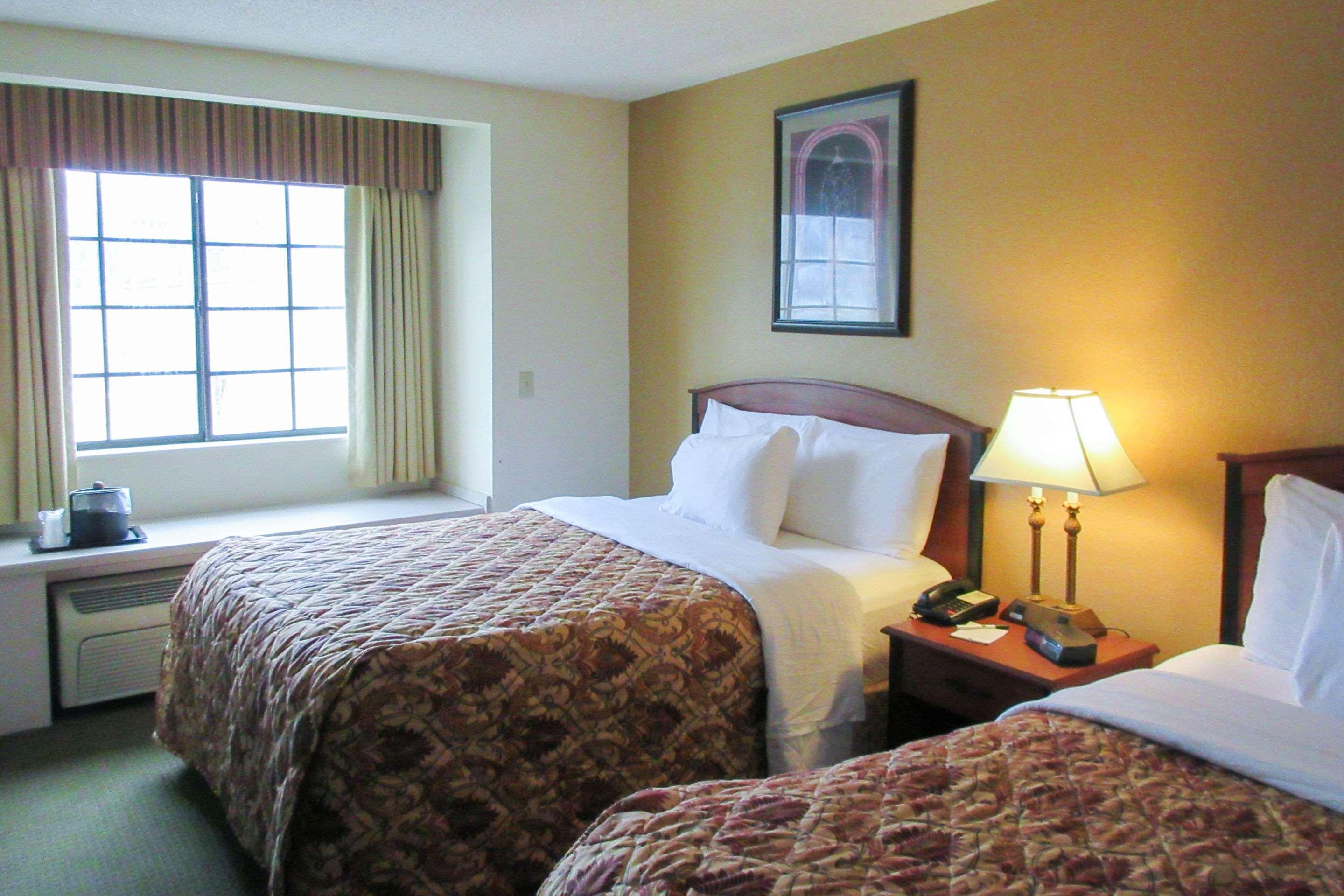 Quality Inn & Suites Prestonsburg Next To Mountain Arts Center Buitenkant foto