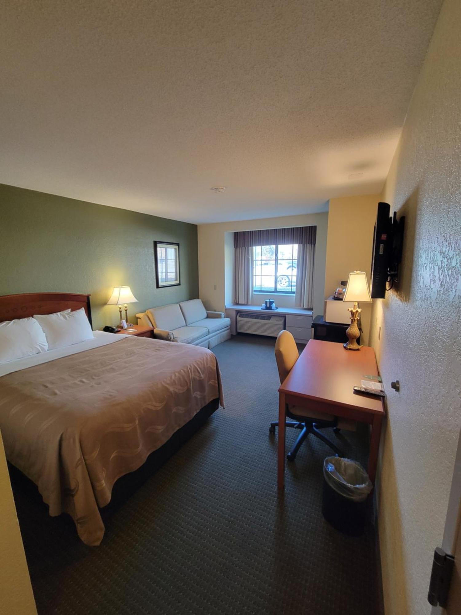 Quality Inn & Suites Prestonsburg Next To Mountain Arts Center Buitenkant foto