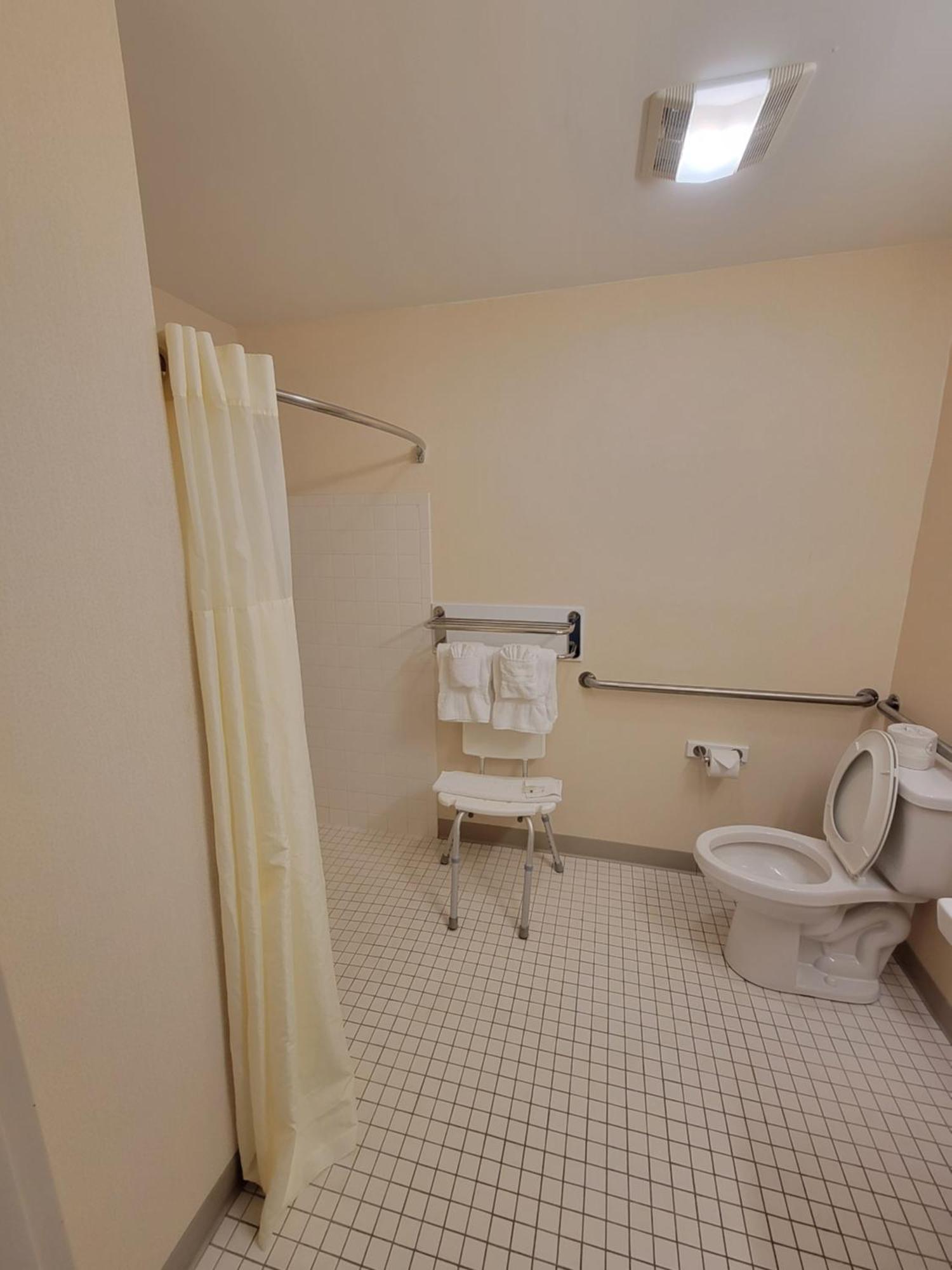 Quality Inn & Suites Prestonsburg Next To Mountain Arts Center Kamer foto